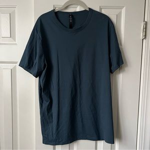 Men’s Lululemon Shirt